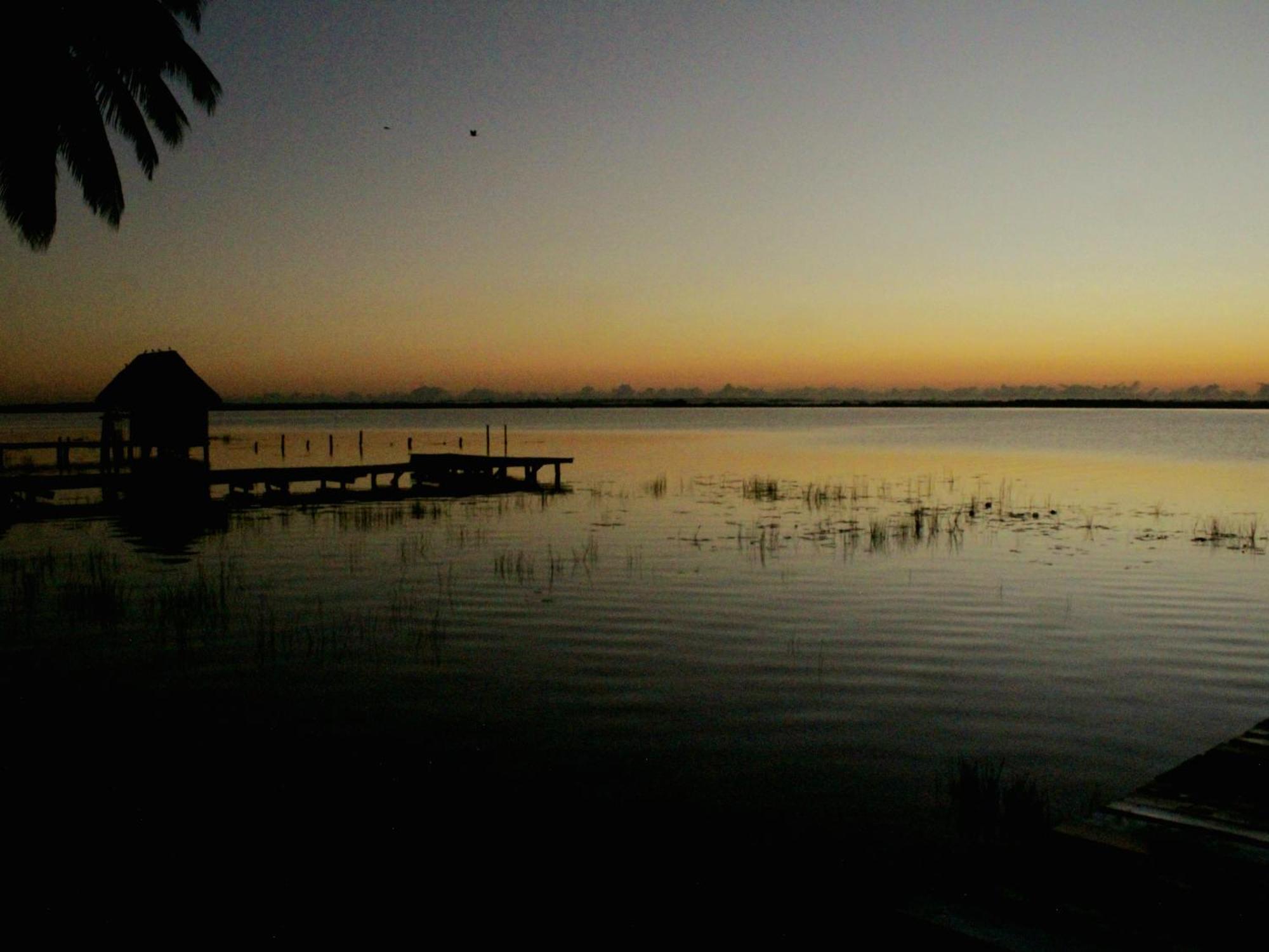 Tropic Bacalar Hotel Buitenkant foto