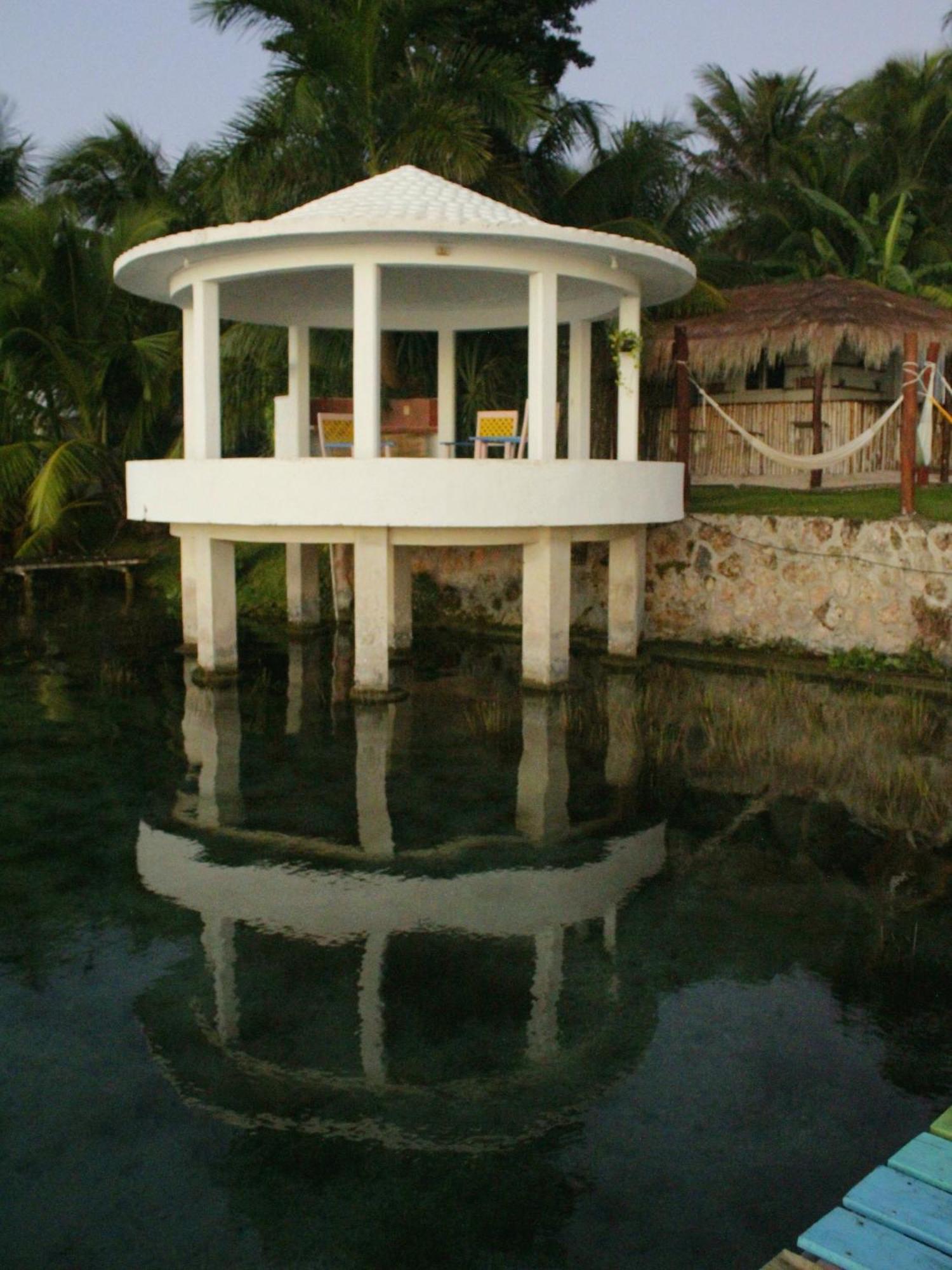 Tropic Bacalar Hotel Buitenkant foto